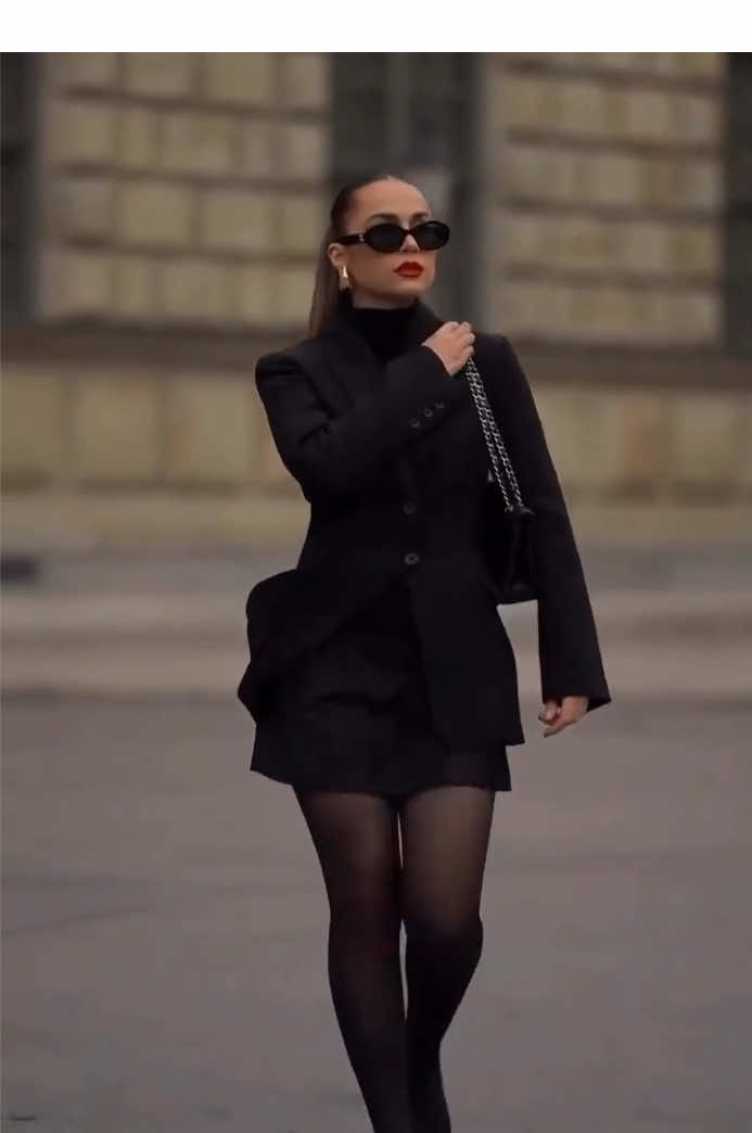 🖤✨  #moda #outfit #pinterest #look #outifitideas 