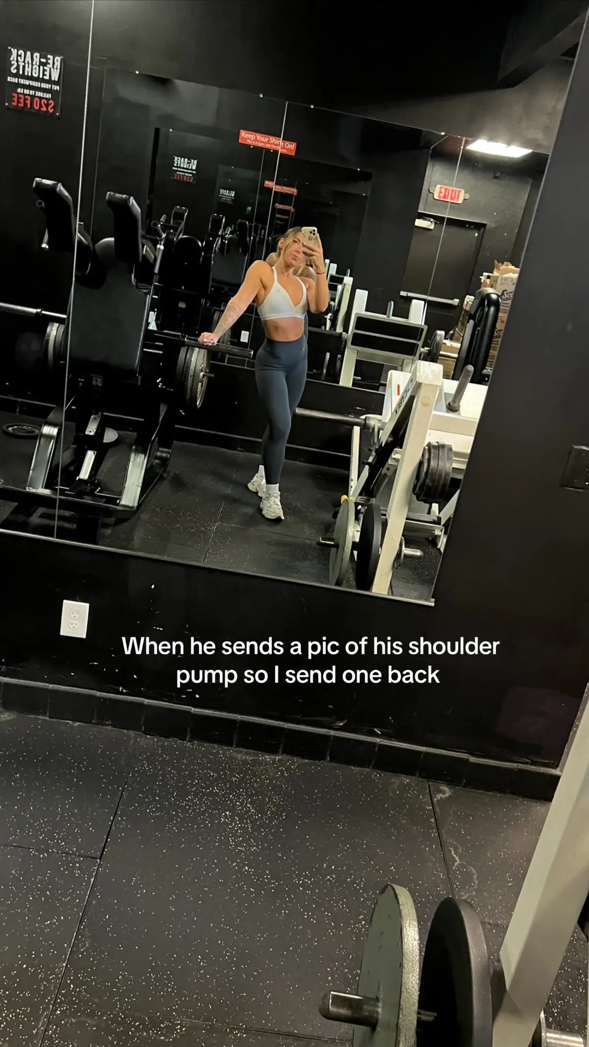 Gym girls tap in 🤝🏼💪🏼 #Shoulders #shoulderpump #upperbody #gymgirl #gymgirls #girlswholift #GymTok 