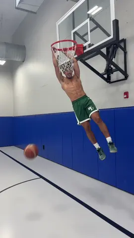 where the hoopers at #athlete #fyp 