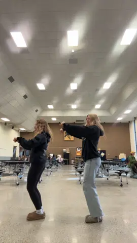 #fyp #viral #blowthisup #dance #makemeviral 