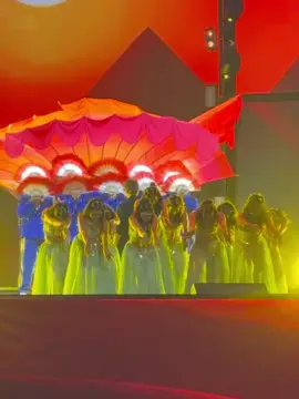 Ini GONGnya😍aawwww co cweettt bangettt, Cihh kalian nih gemesh tauu😍🫶 Sahrukhan and Kajol#bollywood  #performance #romantis #bollywoodsong #fyppppppppppppppppppppppp 