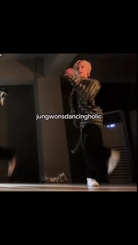 jungwons dancing is so smooth bruh #enhypen #enhypenedit #enhypen_belift #yangjungwon #jungwon @enhypen jungwon enhypen enhypen edit