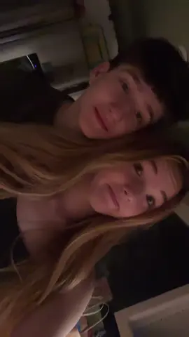 when your 💙 i’m ❤️ @secretKinsley0 #red #blue #fyp #loveyouu #girlfriend