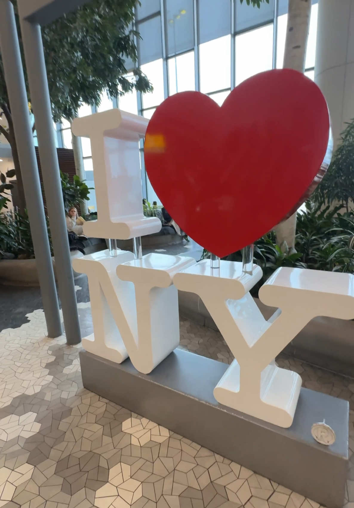 She a New York city gurlllll 