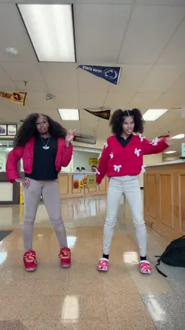 she gon call me baby boo @𝓀6༞ #dmv #duo #dance #dancetrend #dancechallenge 