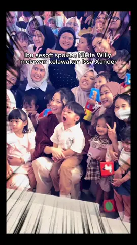 Random banget sih ni anak. Gemeees! 😂🥰🤏🏻 Tapi jagoan sih Nikita Willy bisa tetep slay dan flawless, kalo kita mungkin udah melotot. 🤭  #nikitawilly #issaxander #fyp 