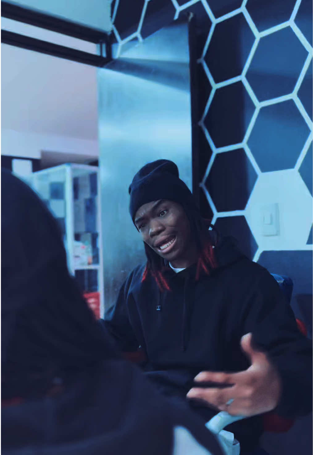 Me molesta viejo! @TONY 502🇬🇹 