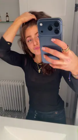 @Intimissimi + @Gap = my fave combo ❤️🙂‍↕️🫶🏻 #gapjeans #fitcheck #falloutfit 