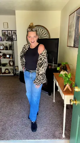 The perfect fall outfit! #creatorsearchinsights @Sleek Denims @HeyDude @Comfelie_US #fallfashion #falloutfits #bodysuit 