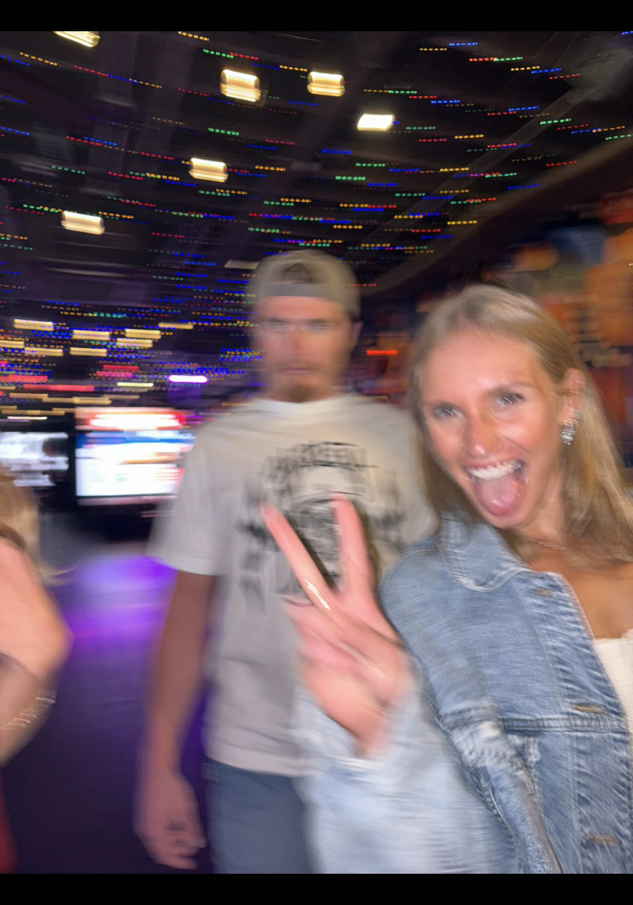 Heated classes are saving me 🧘🏼‍♀️ #diml#greenscreen #yoga#workout#work 