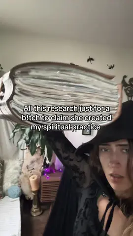 I claimed the title dragon alchemist in 2019, working to build the frameworks for the dragon alchemy path, teaching others along the way. Even Azura dragon feather. Now she claims to have created it a decade ago. My entire spiritual path, planetary dragons and all— stolen. It took years, months in trials for each dragon, hours in mediation… all for what? #witchtok #azuradragonfeather #dragonalchemy #research #dragons 