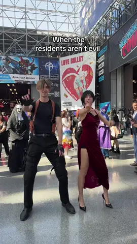 We didn’t see him at all 😱 #adawong #residentevil #halloween #cosplay #nycc @Stacii Lane 