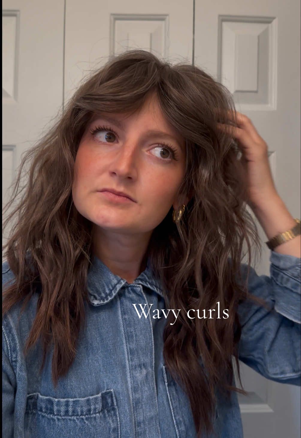 My lazy curls. Takes less than 10 min and lasts me a week with minimal touchups 👏🏻I use my @ghd 1 1/4 in soft curve iron and finish with @Joico Hair Care power spray hairspray and AIIR texture spray!  #hairstyle #hair #curls #hairtutorial 