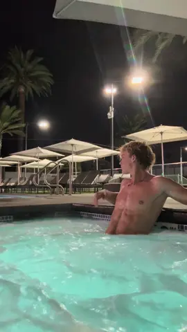 Mondays are tuff #viral #viralvideo #fyp #music #monday 