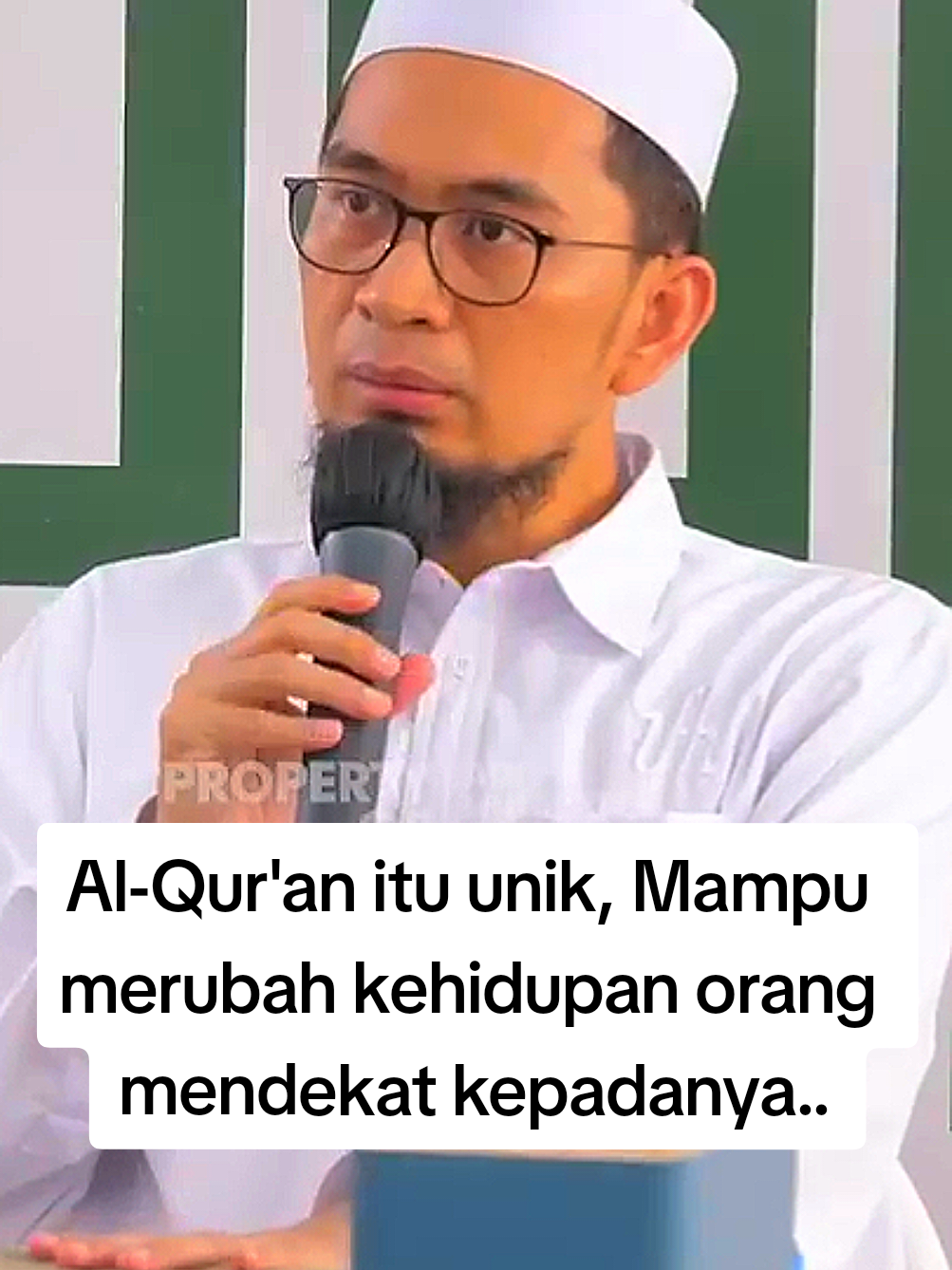 Al-Qur'an itu unik, Mampu merubah kehidupan orang mendekat kepadanya...#ustadzadihidayat #adihidayatofficial #ceramah #tiktokviral 