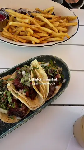 Cutie little lunch date & market in upper Arlington!! 🥹  @Littleton’s Market  #ohioeats #littletonsmarket #upperarlington #fulltimeugccreator #highqualitycontent 
