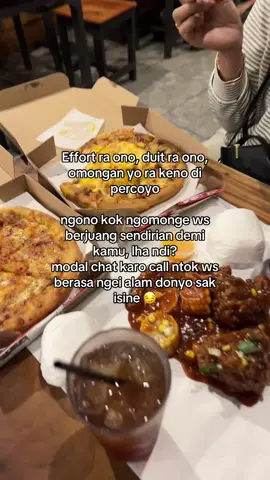 “kamu gak menghargai perjuanganku”  lu berjuang apa anjir?😏 lu susah aja minta tolongnya ke gw 😏 ga pernah gw liat lu gak susah, selalu ngeluh mulu. modal janji besok kalo udah nikah kehidupan kita bisa lebih stabil. PRET.