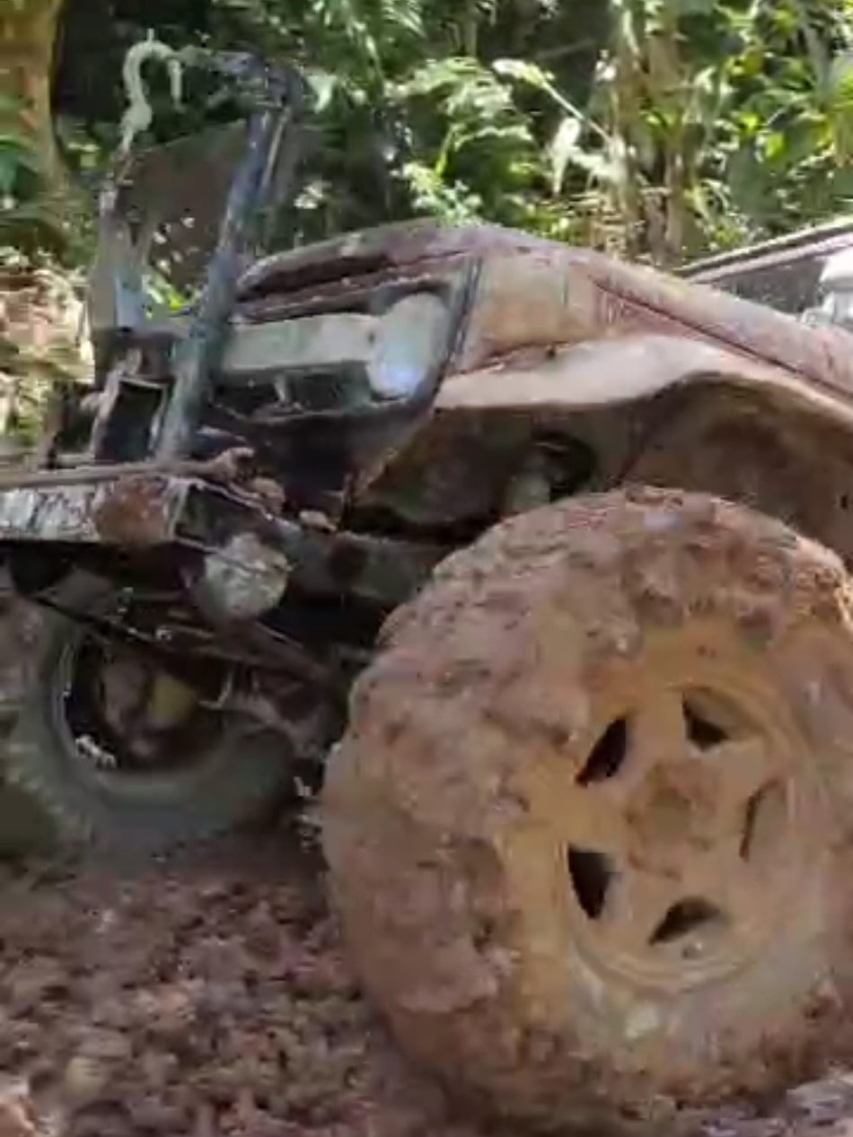 Part 5 : nak buat jambatan lambat. jadi terjunn.. hari kedua Penyamun 4x4 sambung menyamun perjalanan #rbw #penyamun4x4 #monster #monsterenergy #offroad 