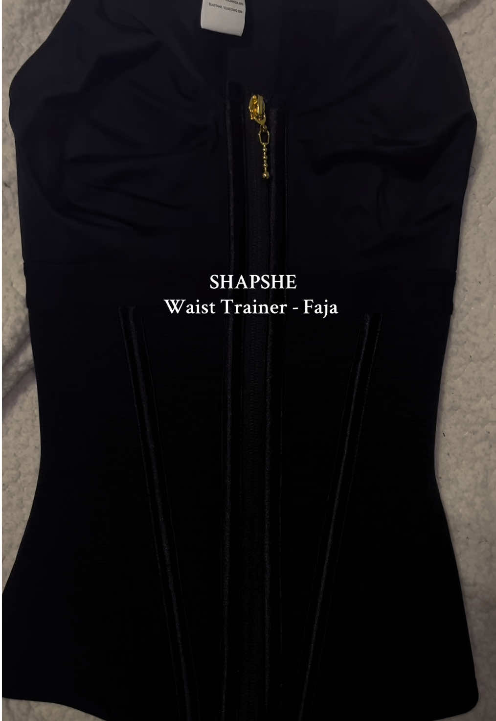 For reference I weigh 110 got a  size XS - BUT It fit me tooo tight!! This only means I have to lock in & meet the goal to fit into this waist trainer 🖤 #waisttrainingjourney #waisttrainer #faja #shapewear #fyp 