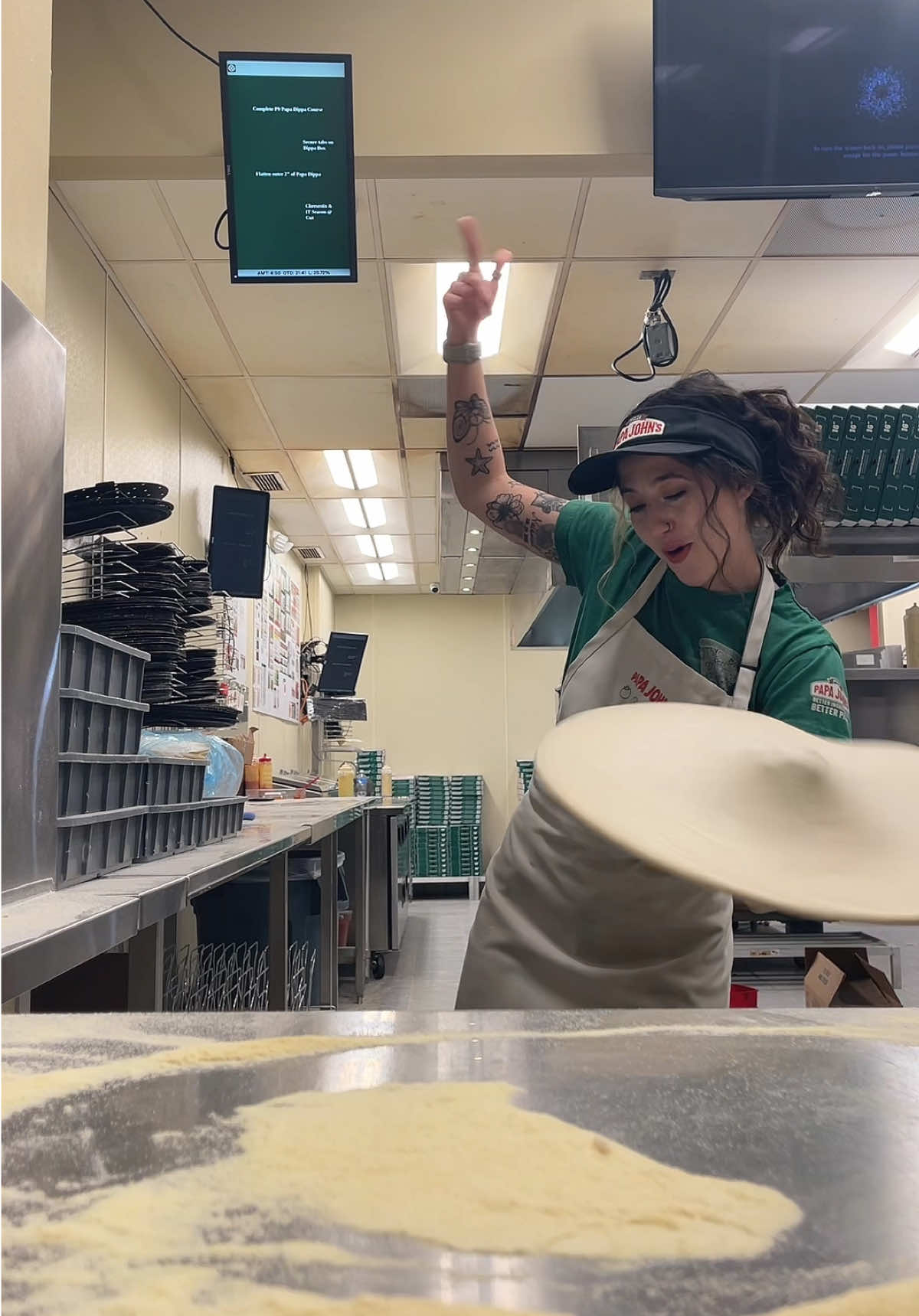 I heard we are having a pizza war? #papajohns #pizzawars #fyp #amiaswrld 