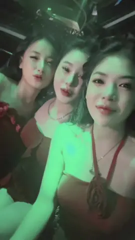 phải làm sao để xóa được hết bao niềm đau?