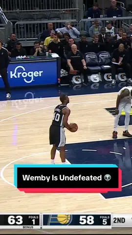 Wemby and the @San Antonio Spurs stay undefeated in preseason play 📣 #NBA #basketball #Spurs #Wemby #VictorWembanyama 