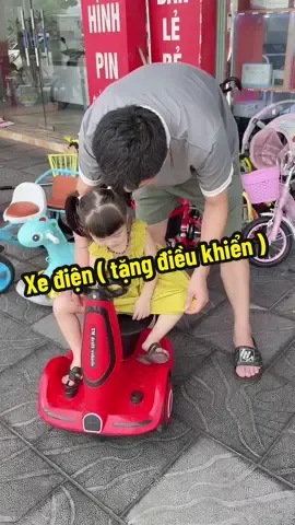 #nhacxuhuong xe điện tặng điều khiển #mebauthongthai #shopkembaby #videolenxuhuong #xedienxoay360do 