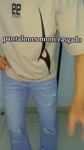 pantalones modelo mom rasgado más de 6 colores , pide tu catálogo en el número 916983008 #pantolon #mom 