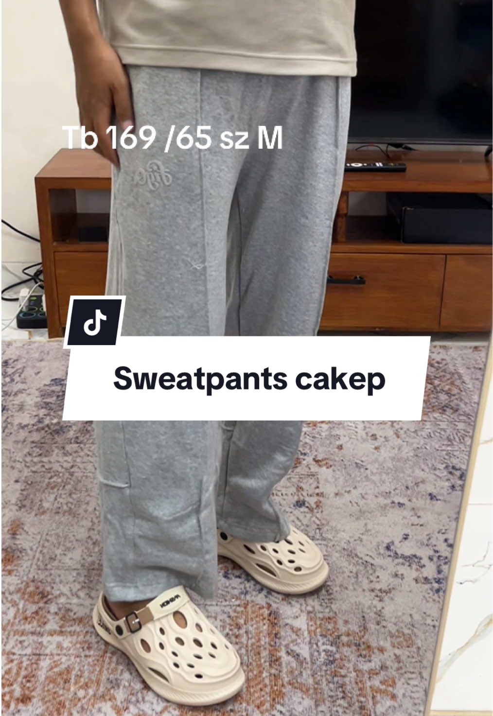 #sweatpants #baggypants #sweatpantsoutfit 