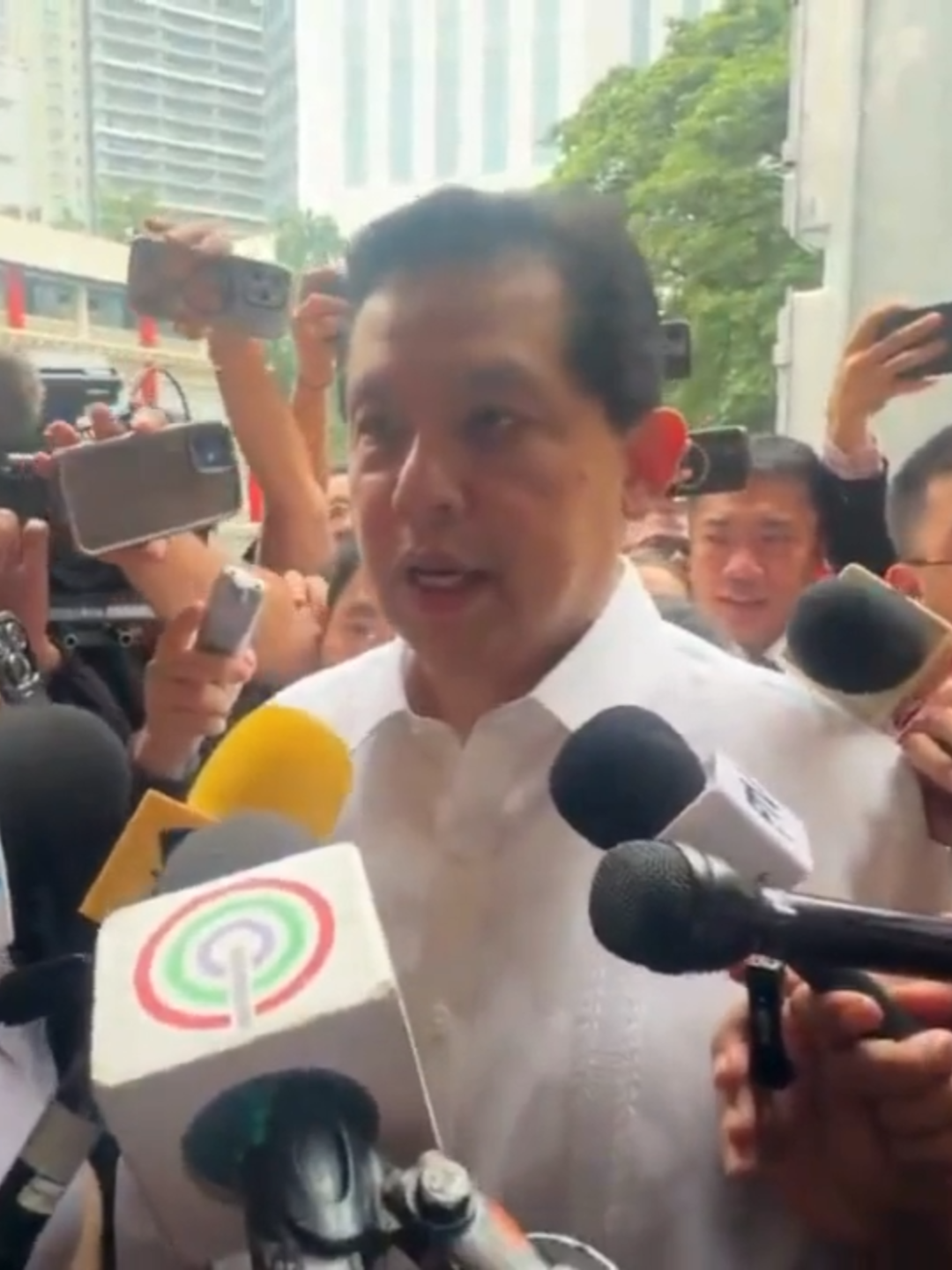 Former House Speaker Martin Romualdez arrives at the ICI for the investigation of the anomalous flood control projects. | via Joseph Morong/GMA Integrated News
