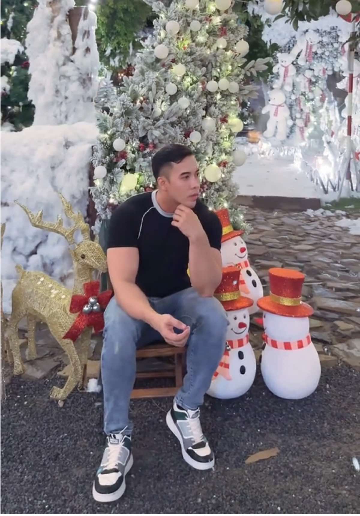 DÓN GIÁNG SINH TẠI QUÁN CAFE ÔNG QUAN #NgocHue #CfOngQuanCanTho #Noel2025 #CafeViewDep