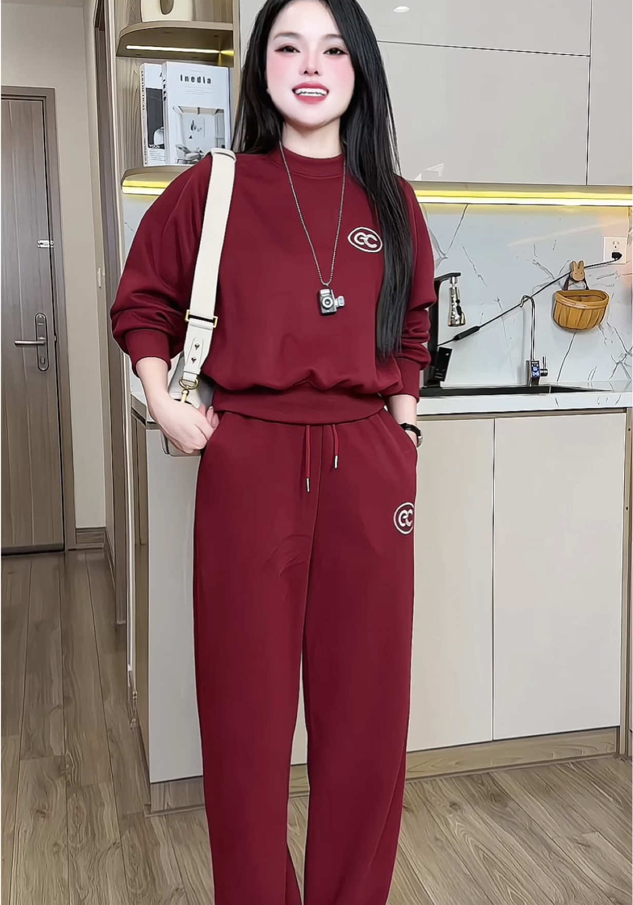 Set bộ nỉ thu đông Ecochic thêu cao cấp chi tiết xịn sò mặt thích mê luôn Ý chị em ơi dễ đi đâu cũng sang xinh  #setbo #setboxinh #setbonu #setbothethao #setboni