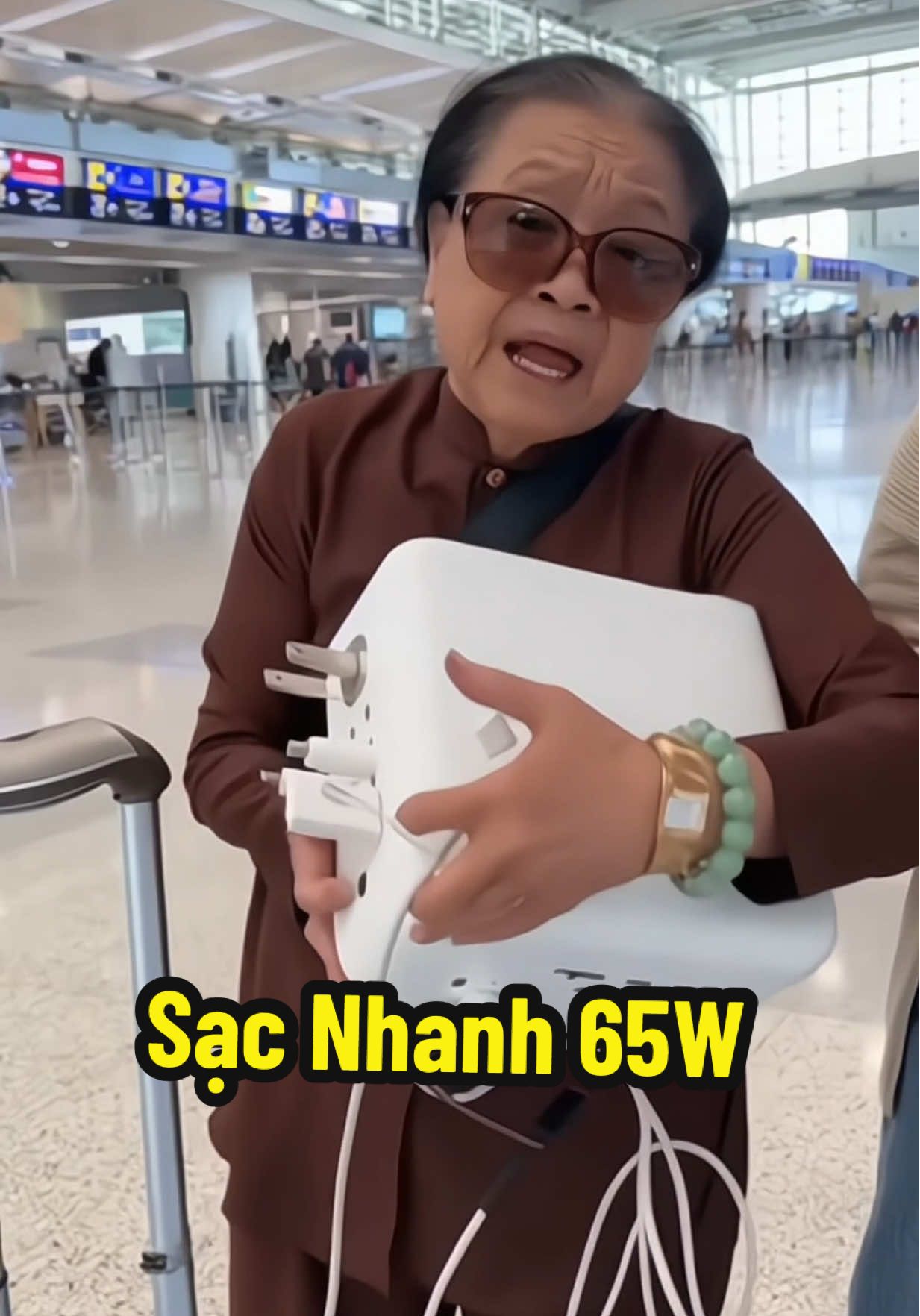 Sạc nhanh công nghệ GaN 65W nhỏ gọn - đẹp của…Ugreen xứng đáng sở hữu #ugreen #ugreenfastcharging #fastcharging #iphone #macbook 