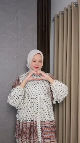 Jolie set emang besttt sih 😍 buruan join live ya 🥰