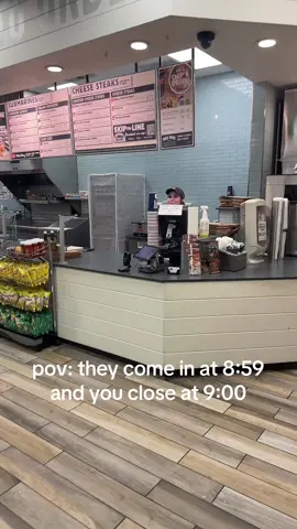 some of yall are so big smh 🤦‍♂️  #jerseymikes #mikesway #foodservice #fyp #crashout 