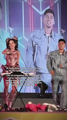 #CapCut em vẫn không bao h quay xe , vẫn thích chị hơn …🥰