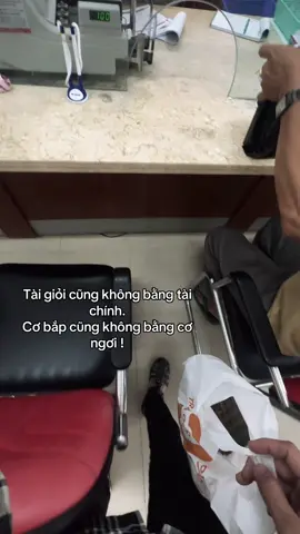 Ko j bằng tài chính cả💵#tiền #đời #cuocsong #storytamtrang #xh 