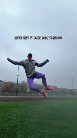 figured it was such a beautiful day i might as well do it outside ;) working out doesn’t need to be punishment, this sh*t fun as hell.  #rainworkout #lifeinyour20s #realdopamine #howtolovelife #outdoorworkout 