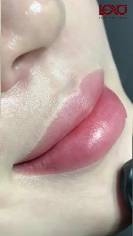 Chỉ cần bạn muốn… Mọi thứ đều có thể thay đổi — kể cả cảm xúc khi nhìn chính mình trong gương. 🪞 vì bạn biết… cuối cùng, mình đã chọn điều xứng đáng.🫶🏻 #phunxam #lenci #lantay #binhduong 