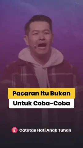 Apa tujuan kamu pacaran hari ini? Apakah kamu sudah tau kenapa kamu pacaran? Pacaran itu bukan untuk coba-coba, tapi pacaran itu untuk menikah, untuk kelak menjadi satu daging, untuk membangun hubungan yang saling mengasihi dan semakin menjadi serupa seperti Kristus.. Kalau kamu ga siap nikah, jangan pacaran.. Jangan pacaran hanya untuk menghilangkan rasa kesepianmu, bahaya.. Kamu tidak akan menghilangkan rasa kesepianmu dengan pacaran, malahan kamu akan menjadi ketergantungan dengan pasanganmu.. Kamu harus pulih terlebih dahulu sebelum kamu pacaran.. Sebab pacaran bukanlah pelampiasan dari rasa kesepianmu.. Jika kamu pacaran untuk menghilangkan kesepianmu, kamu tidak akan bisa membahagiakan pasanganmu.. Ujung-ujungnya hanya kamu akan terus menerus menuntut waktu dan kehadirannya untuk terus menyenangkan kamu.. Jangan! Kamu perlu pulih didalam Kasih Kristus.. Datanglah kepada Tuhan, mintalah pertolongan dan penyertaan-Nya.. Kamu perlu menerima Kasih dari Tuhan Yesus sebelum kamu bisa mengasihi orang lain.. Kamu perlu merasa di Kasihi oleh-Nya.. Di hadirat Tuhan kamu akan menemukan solusi dari segala rasa kesepianmu.. Di dalam Tuhan, kamu akan penuh, bahagiamu penuh bersama-Nya 💕 Jadi, pastikan dirimu pulih dalam Kasih sebelum pacaran yaa ❤️ -              🎤: Pdp. Frendy Juwono  ⛪: GMS Jakarta    -                         ✨ Apakah kamu terberkati? Bagikan berkat ini untuk teman kamu yang membutuhkan ini ya!                        📙 Sepakat? Jangan lupa komen 