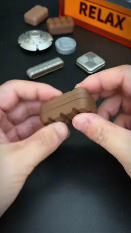 Just want to show how does it work. #toy #fidget #fidgettoy #fidgetslider 