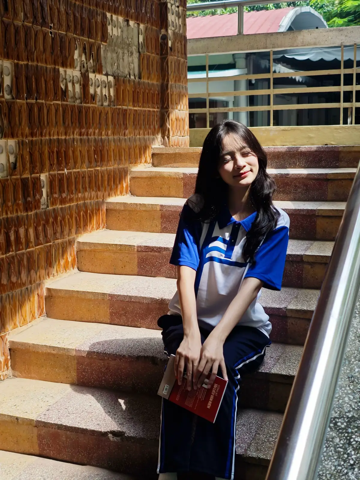 “Đồng phục không chỉ là chiếc áo,mà nó còn chứa đựng cả Thanh Xuân” @usshcfshn  #xh#ussh#thaãnhuan#trending 