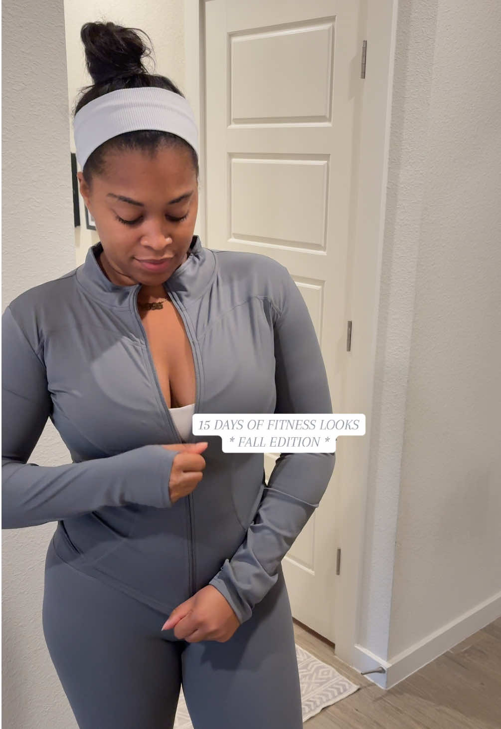 Very casual & comfortable fall look 🤍 zip up jackets are my go-to when the cooler weather hits #zipupjacket #fallfitness #fitnesslooks 