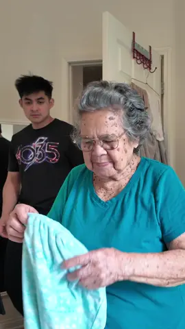 Huling huli si Nanay nag titiktok 🤣 #wanderz #wanderzvlogs