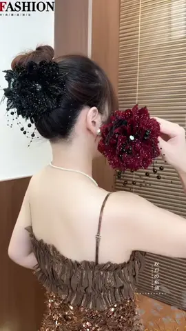 Kẹp tóc hình bông hoa tua rua. Vào tra.ng phầ.n M.ô t.ả em có #keptoc #phukienthoitrang #phukientoc #keptochanquoc #keptocno 