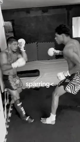 🤴x🥷  . . . #fy #foryou #fyp #lutador 