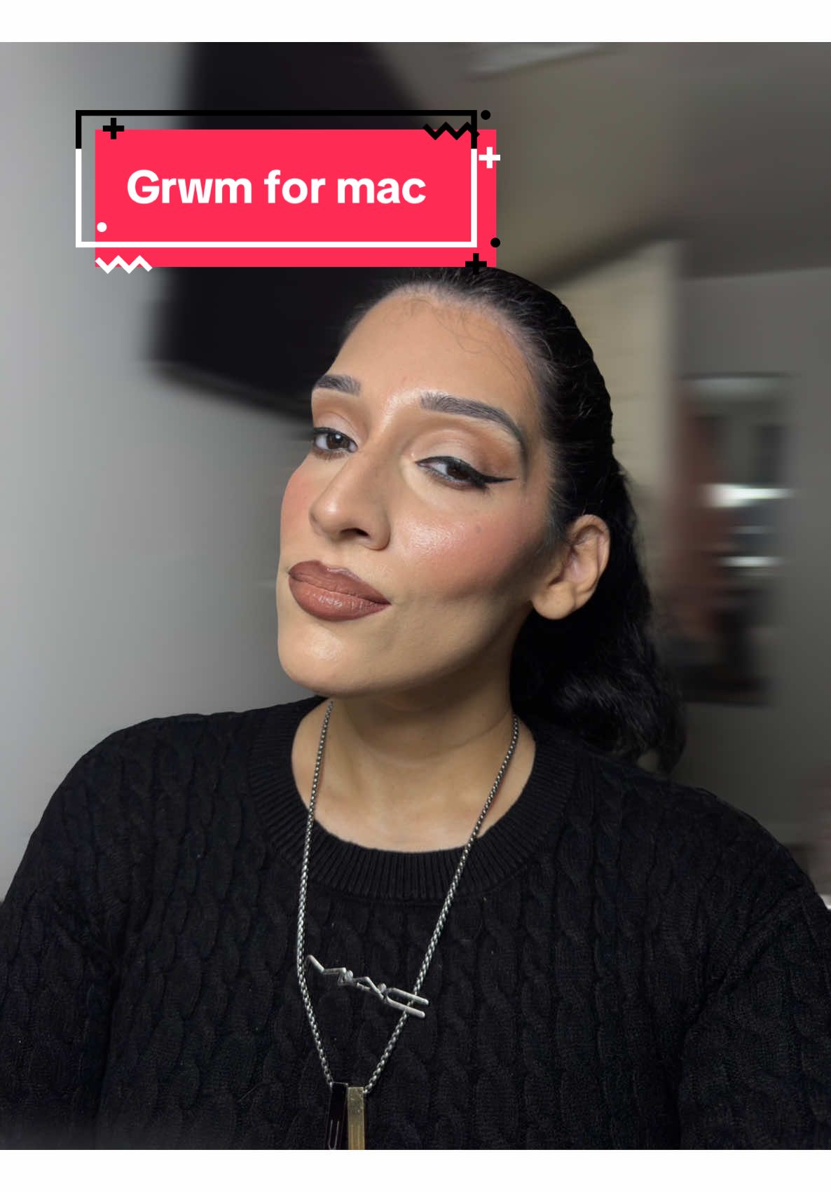 Work Time ❤️💁🏻‍♀️ #maccosmetics #mac #iwearmac #makeupartist #lipcombotiktok 