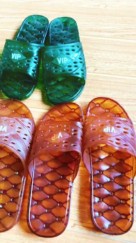 Ấn vào đây để mua #combo 5 đôi dép VÍP nam nữ đi trong nhà đi trong nhà tắm chỉ có 99.000đ.#depvipditrongnhaditrongnhatam