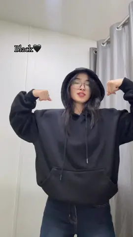 Serving looks, staying warm 🖤 DM💌 for order📦 Delivery🚚 all over Nepal🇳🇵 #fyp #gleamgrab #foryoupage #winterhoodie #black 