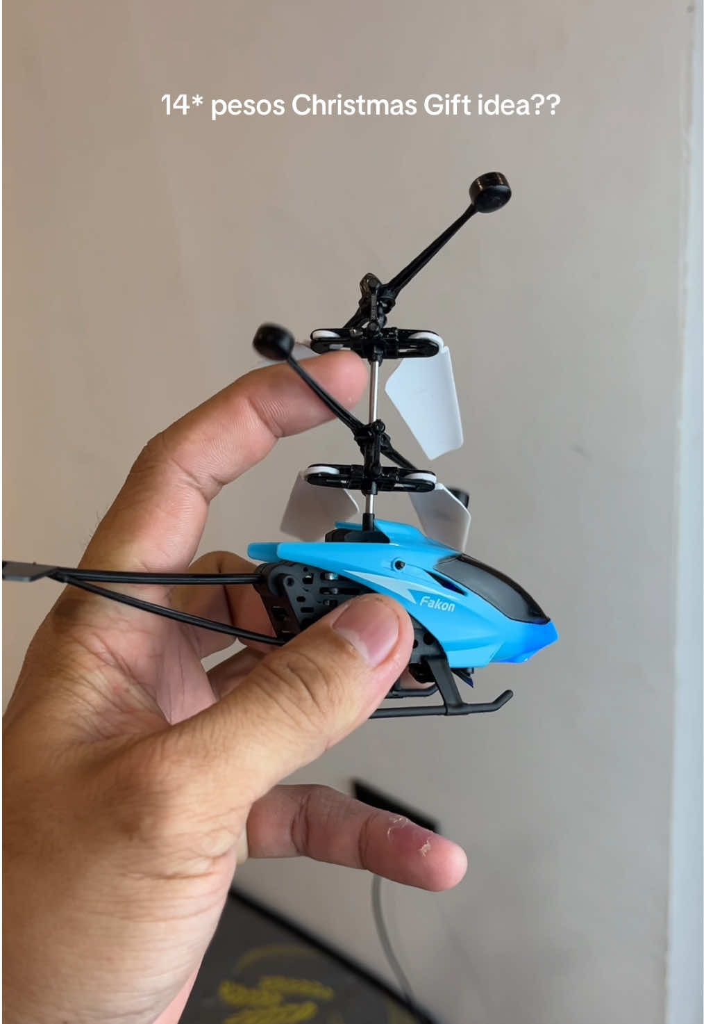 Helicopter toy for kids. Perfect pang gift! @Baby lover Toy #toy #toyforkids #christmasgift #giftidea #helicopter 